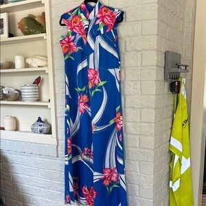 Hilo Hattie’s Hawaiian Floral V-Neck Maxi Dress